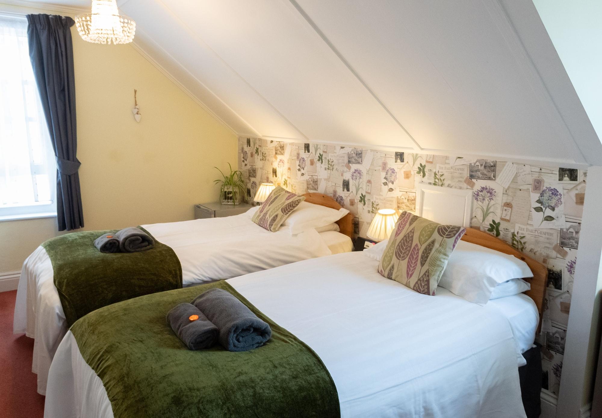 Beecroft 4*