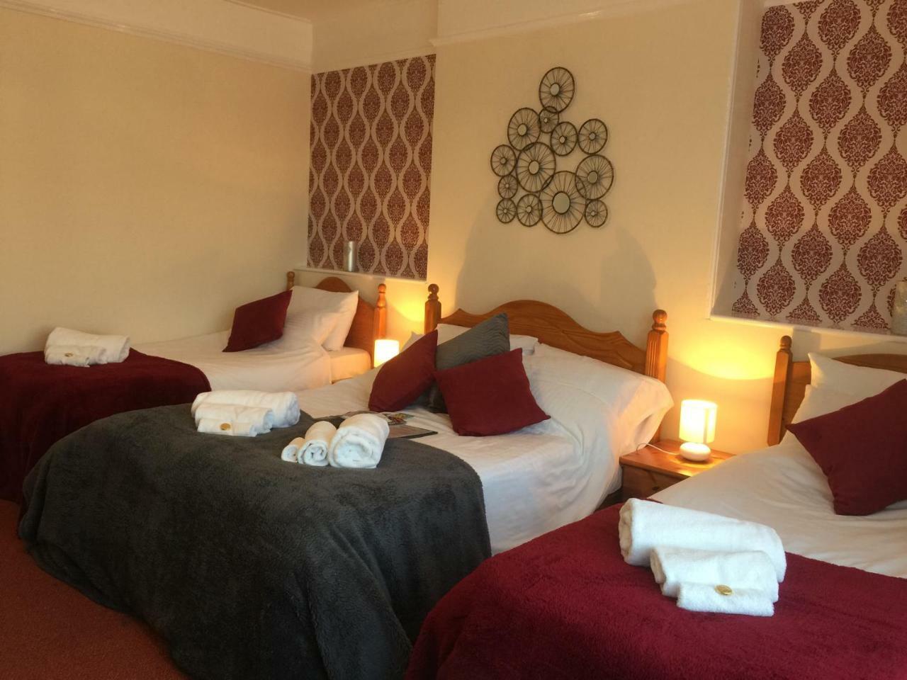 Beecroft 4*